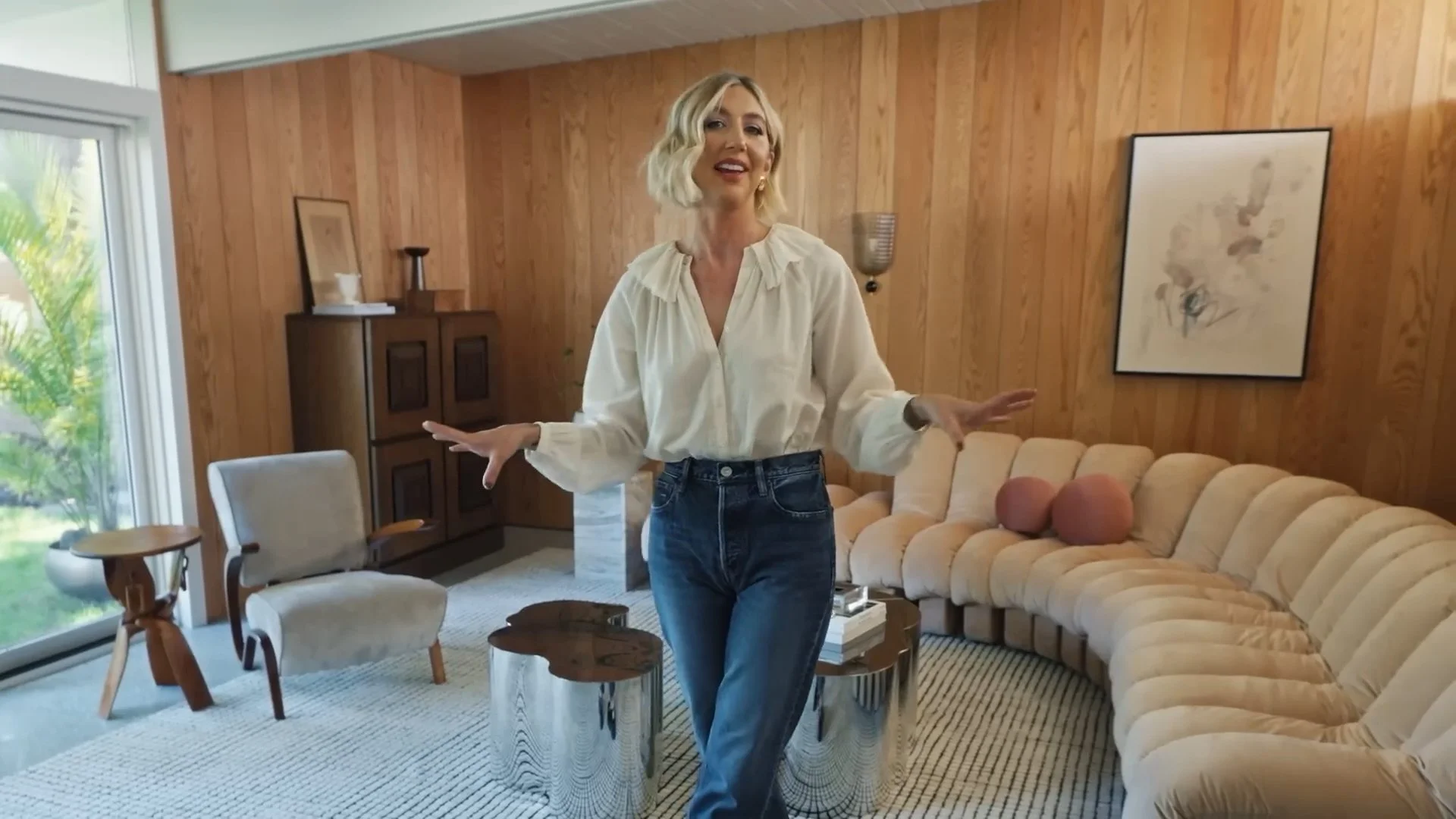 Heidi Gardner_Architectural Digest_Still Frames_32.jpg