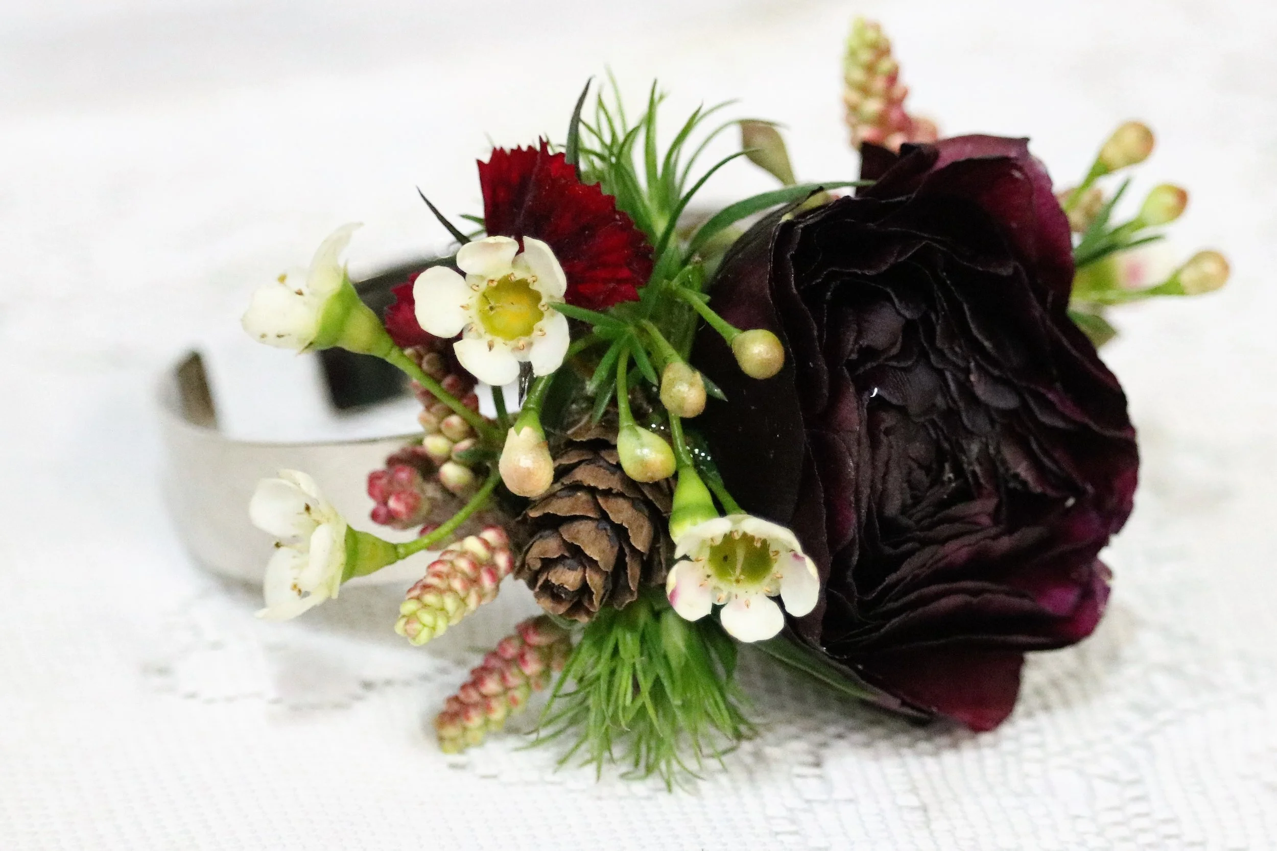 Wrist flowers