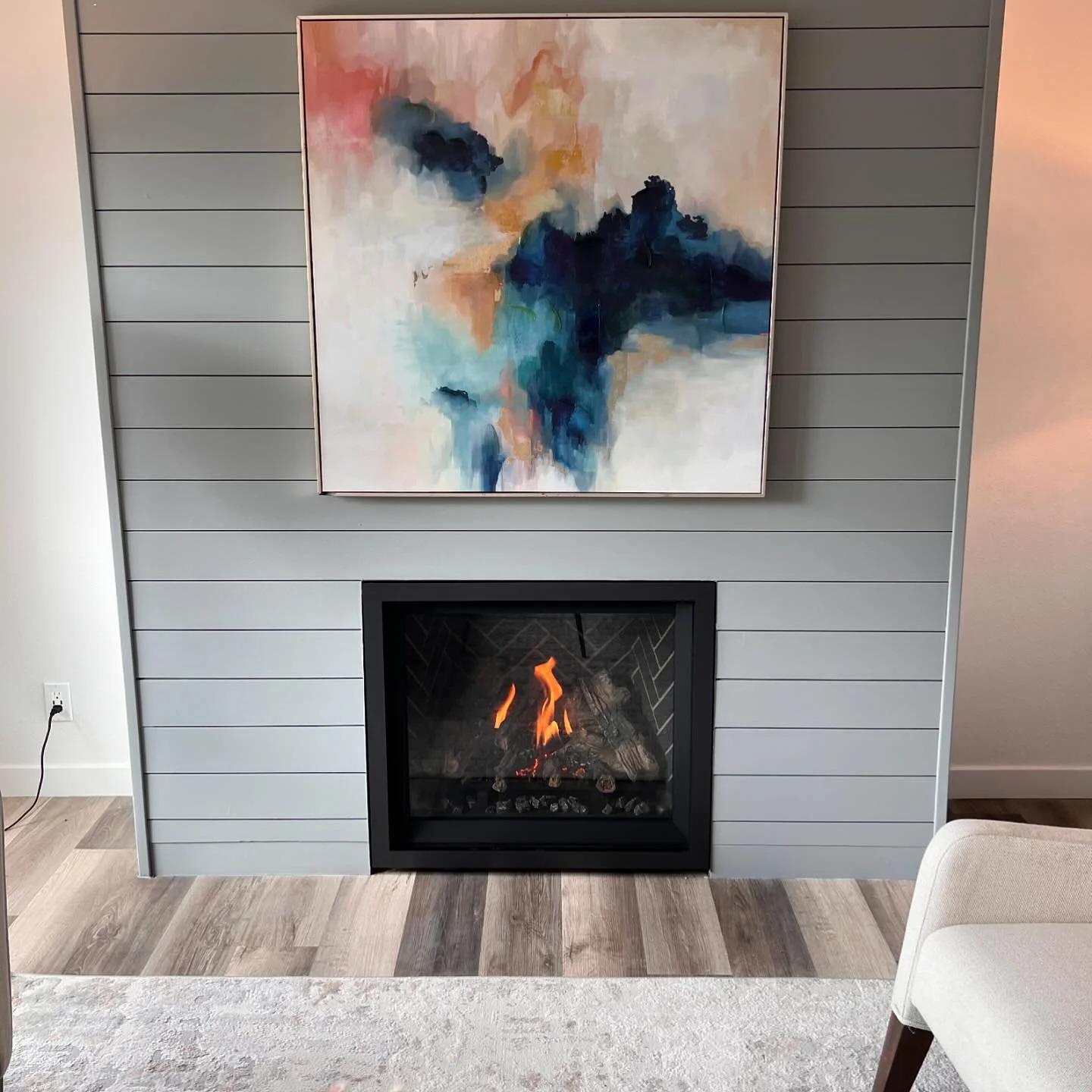 @envirofireplaces Q2 w/ Herringbone Firebox Panels

#gasfireplace #fireplace #gas #remodel #fireplaceupgrade #banthegasban #construction