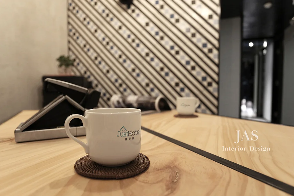 JustHotel_1000w_interiordesign_03.JPG