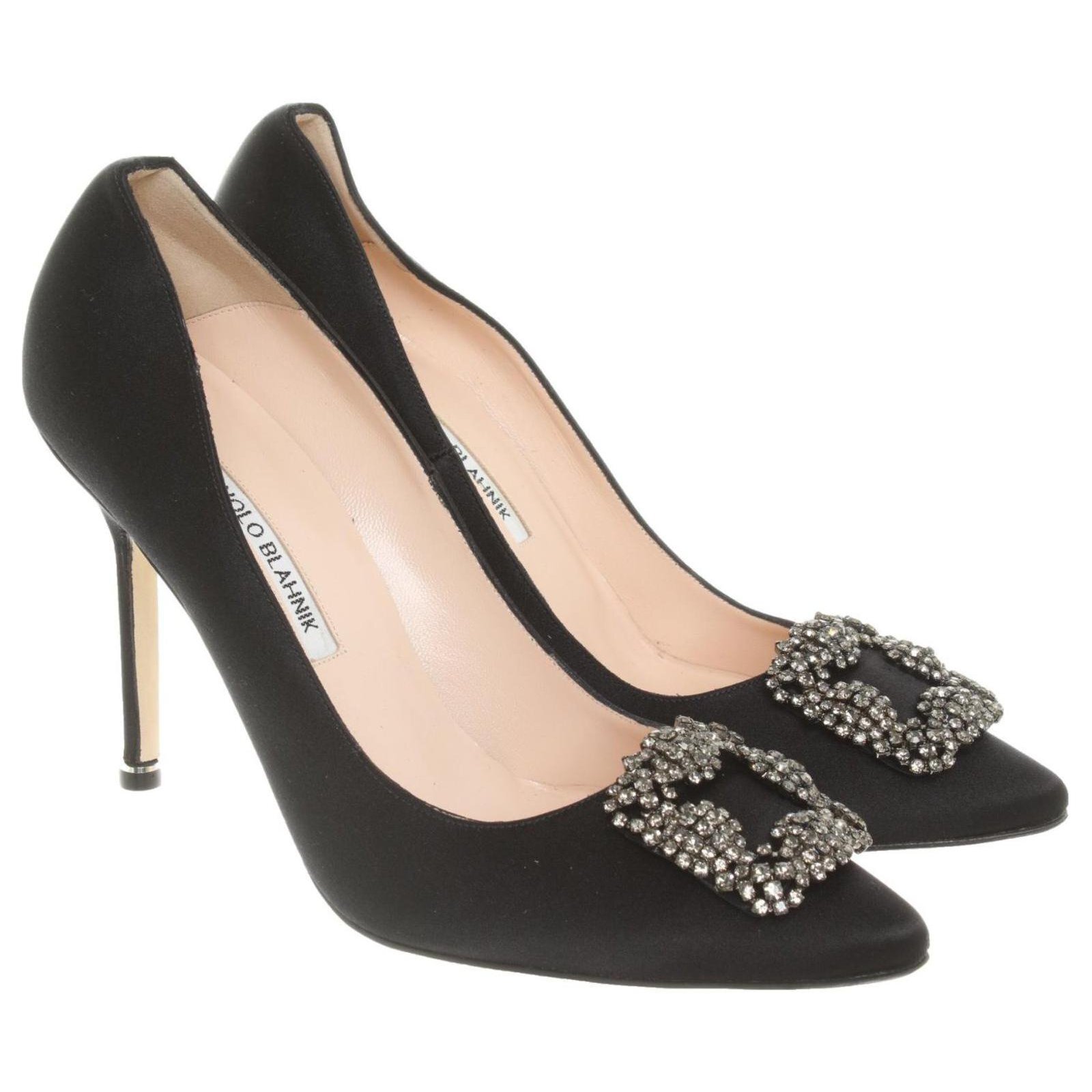 manolo-blahnik-hangisi-nero-satinato-105-pumps-heels.jpg