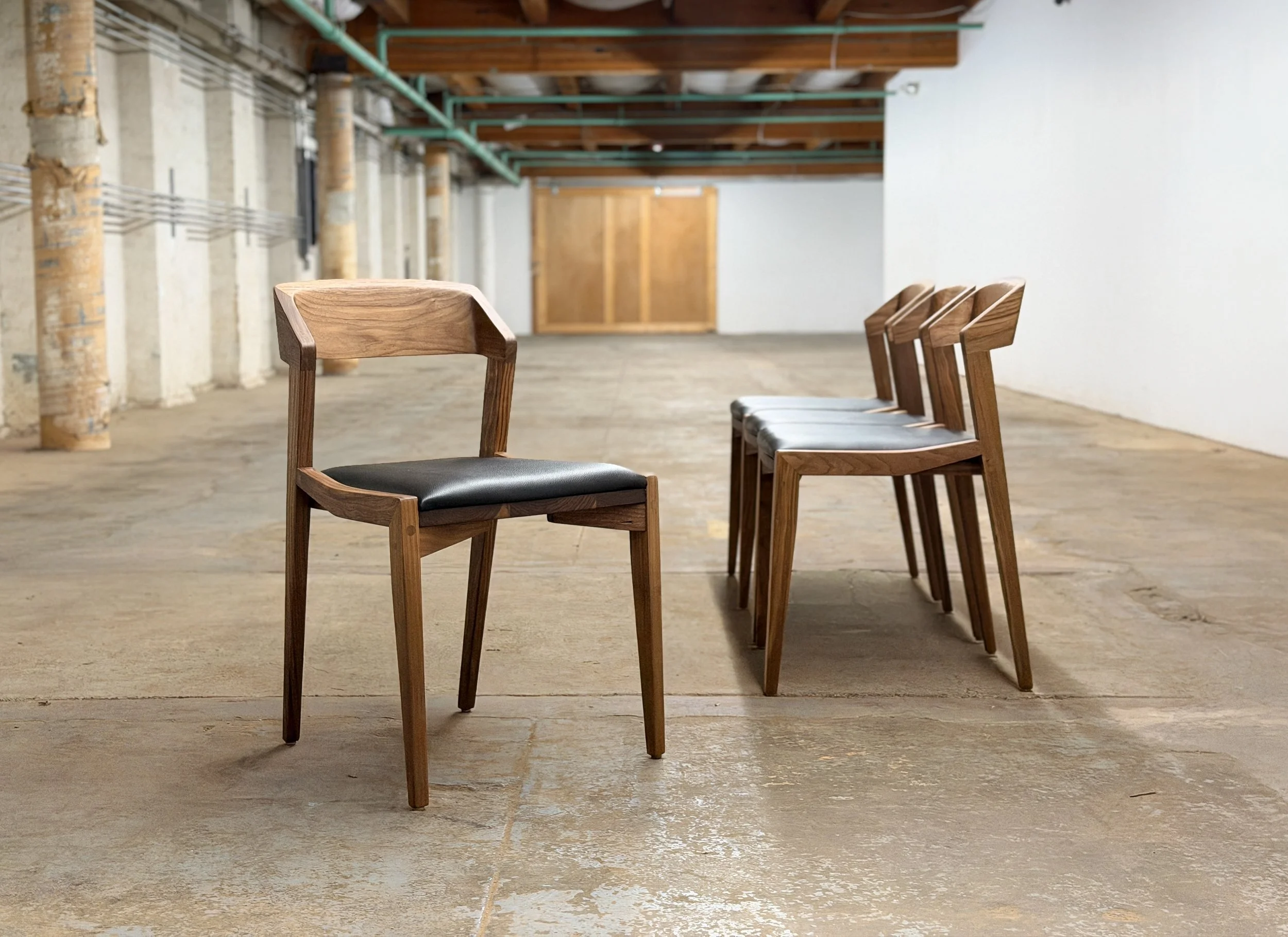 VELA Dining Chair