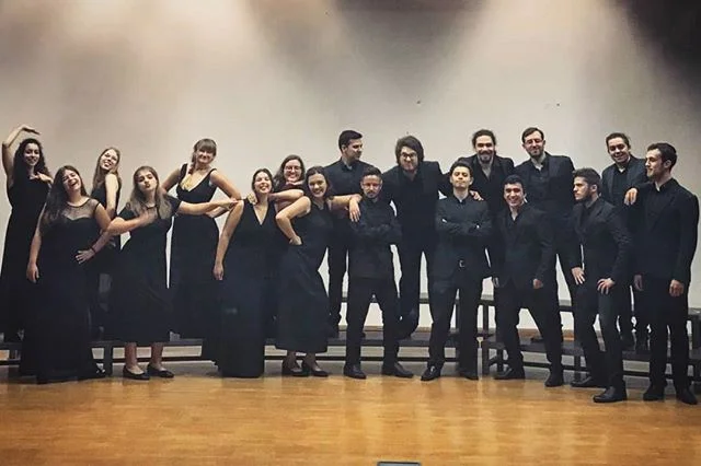 Agora que j&aacute; estamos em casa, mas ainda com os sentimentos bem &agrave; flor da pele, queremos agradecer a toda a organiza&ccedil;&atilde;o do Vocal Art Choir Competition. Um grande obrigado por nos terem recebido t&atilde;o bem! Por terem tor