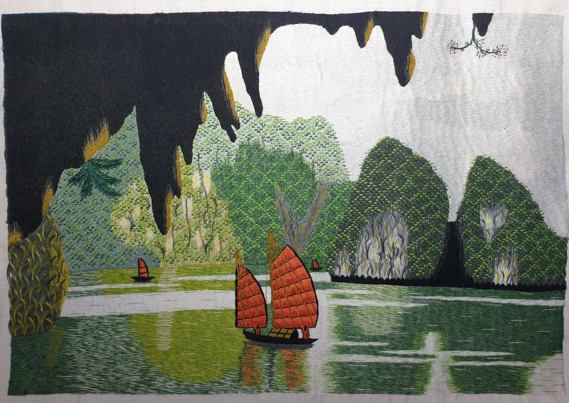 Broderie Baie d'Halong.jpg