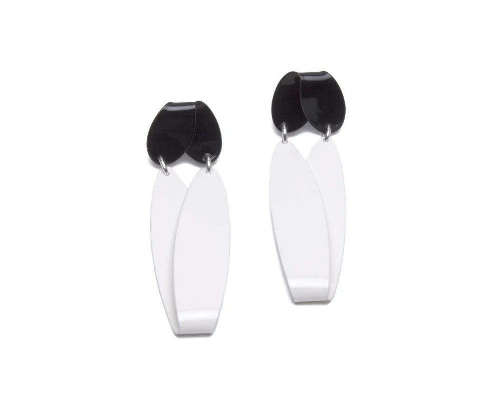Double Folded Drops | black, cream