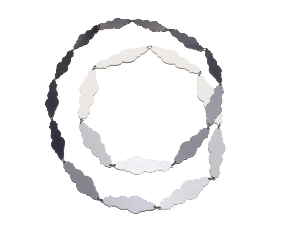 Decorative Gradient Links | cream to black gradient