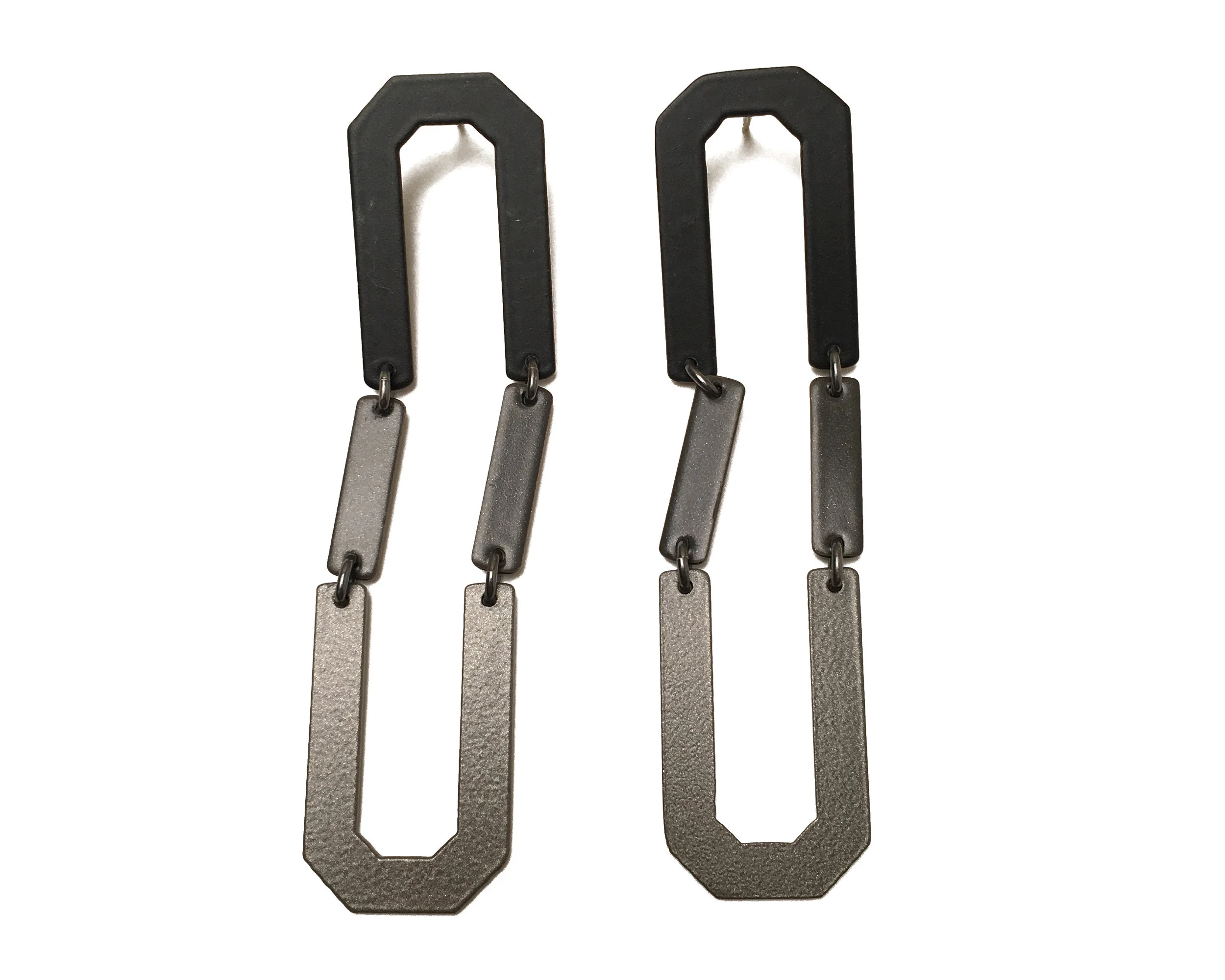 Dark Grey Gradient Extended Link Earrings