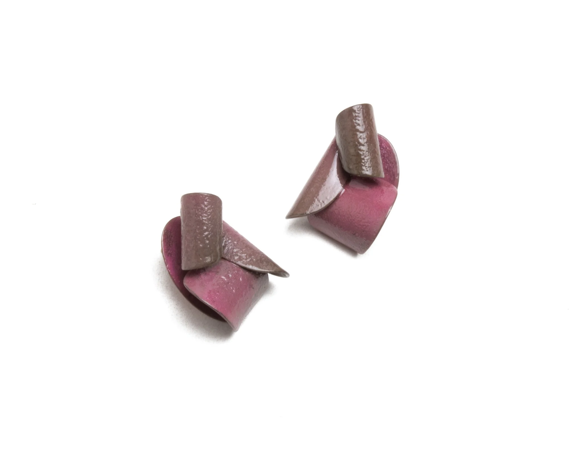Nova_ASY_MAX_Folded_Studs_med05_MidnightPinks copy.jpg
