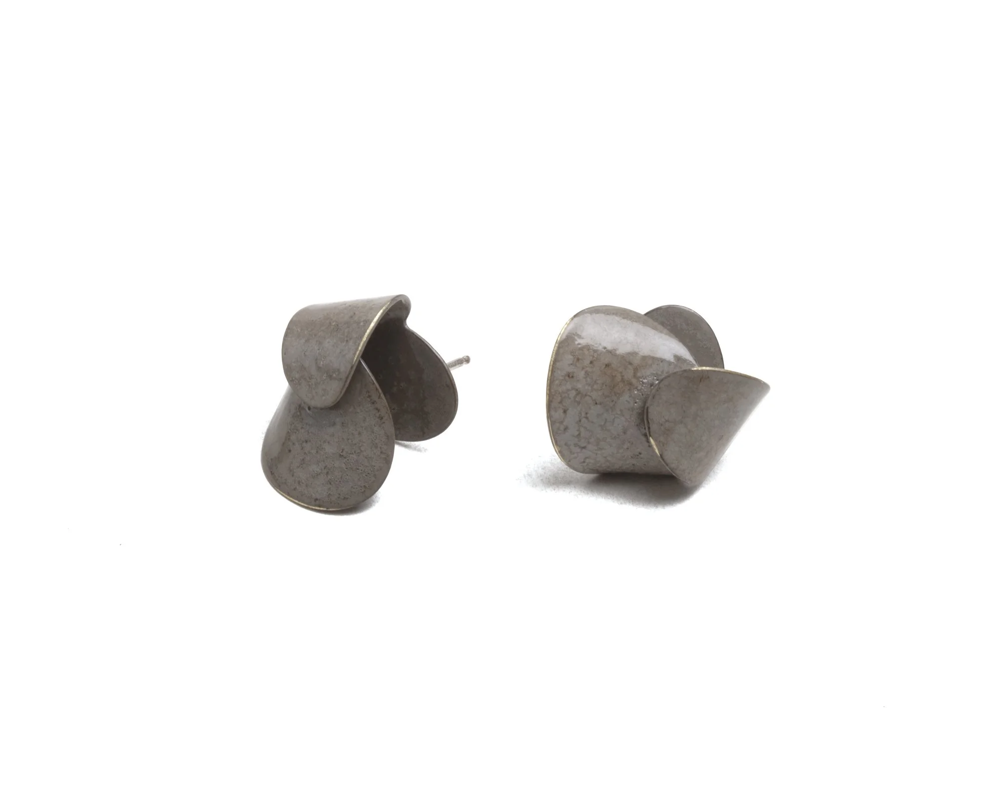Folded_Studs_lg_Nova-Grey.jpg