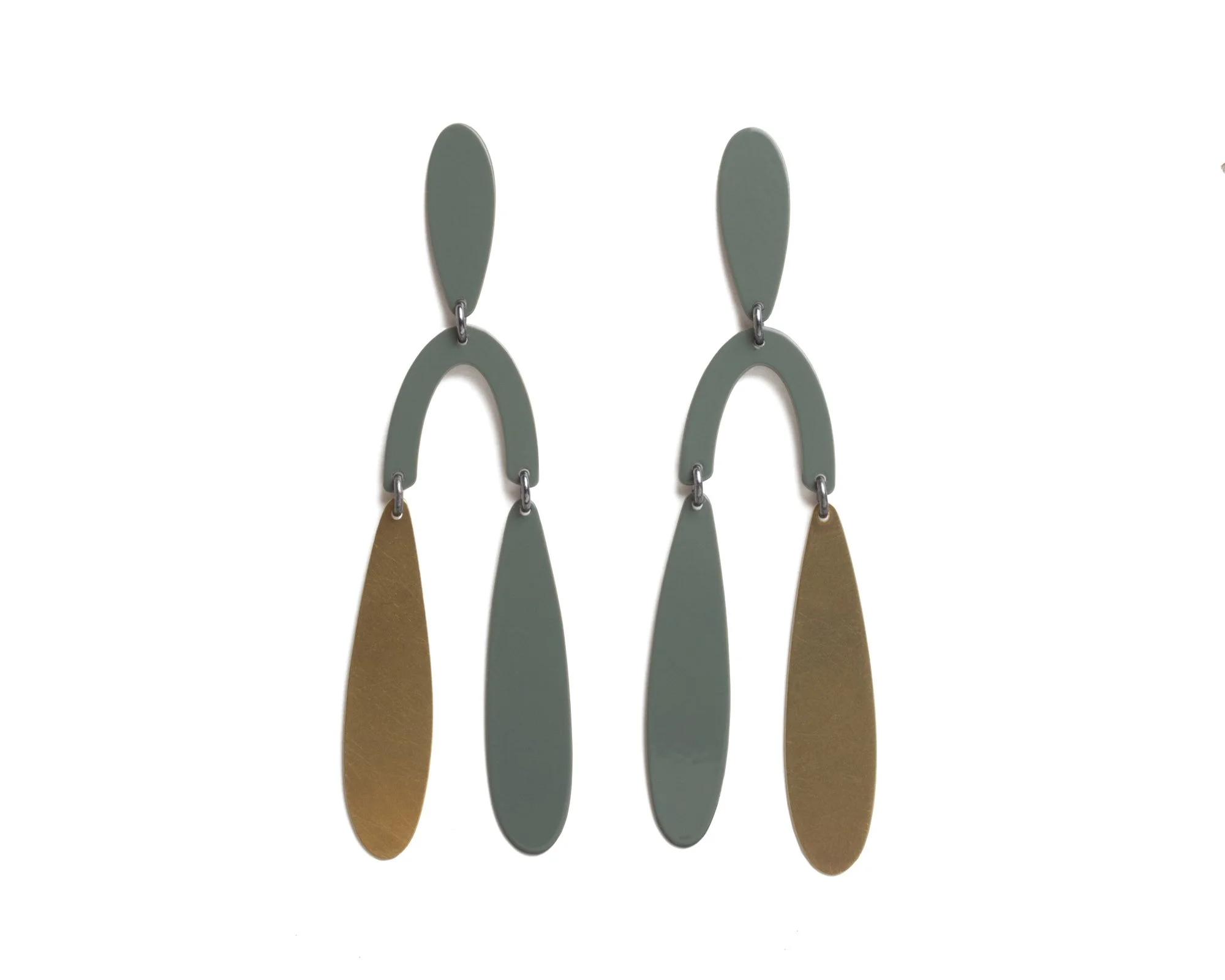 Links_with_Drops_Evergreen-Brass.jpg