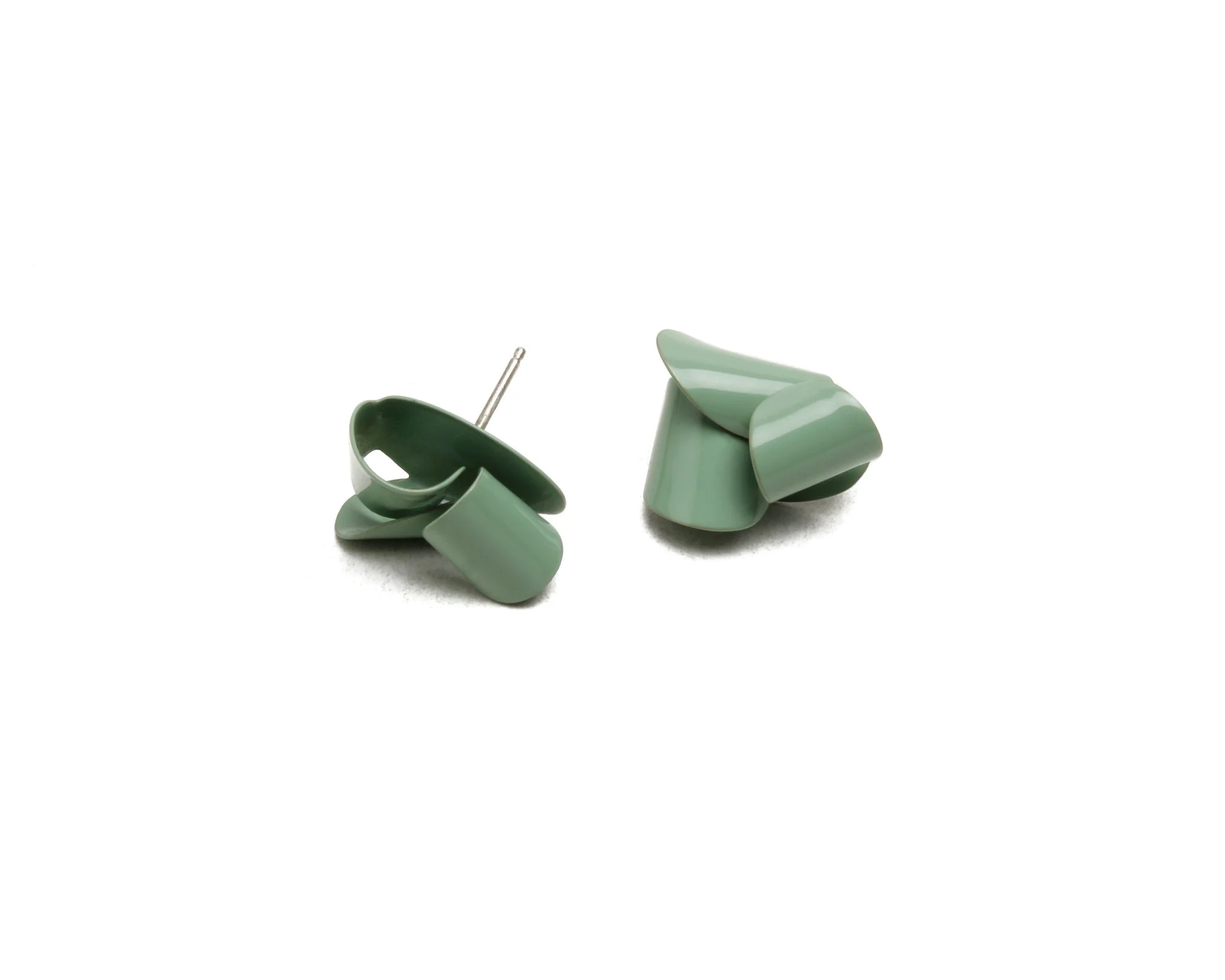 ASY_Folded_Studs_01_Willow copy.jpg