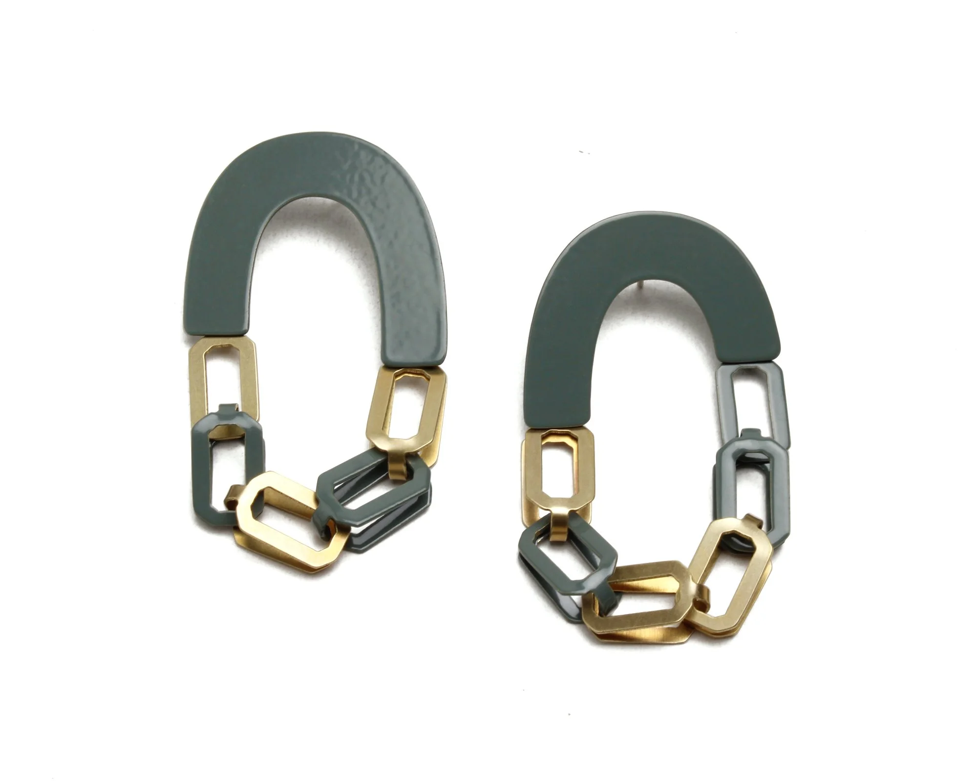 Links_w_Links_Evergreen-Brass copy.jpg