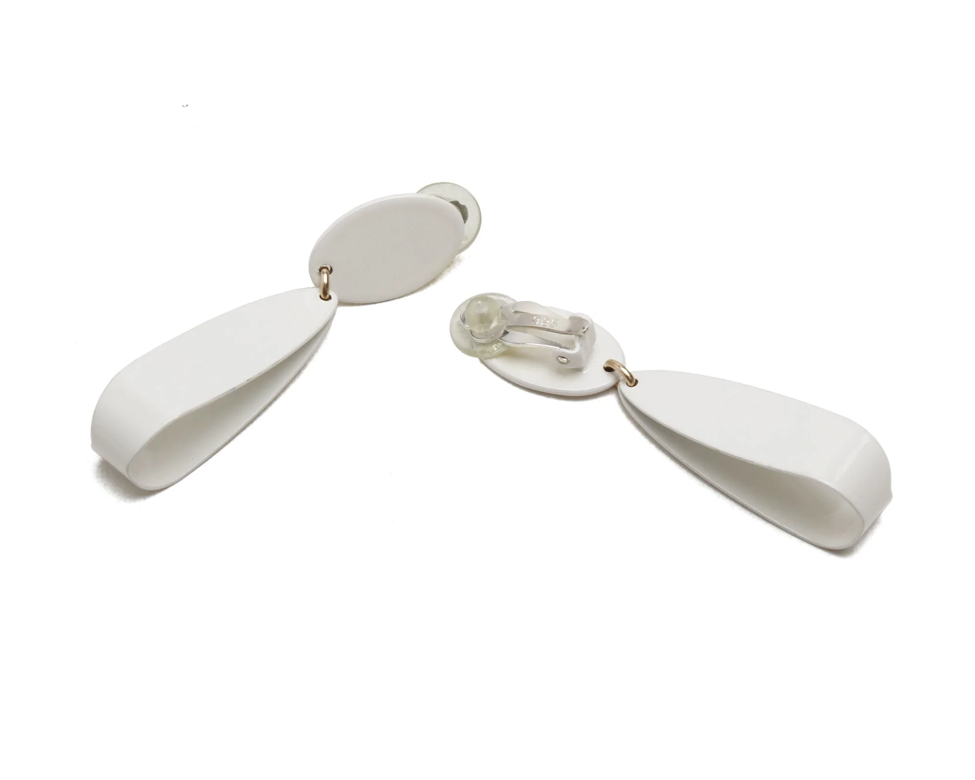 CLIPS_2pc_Folded_Drops_cream copy.jpg