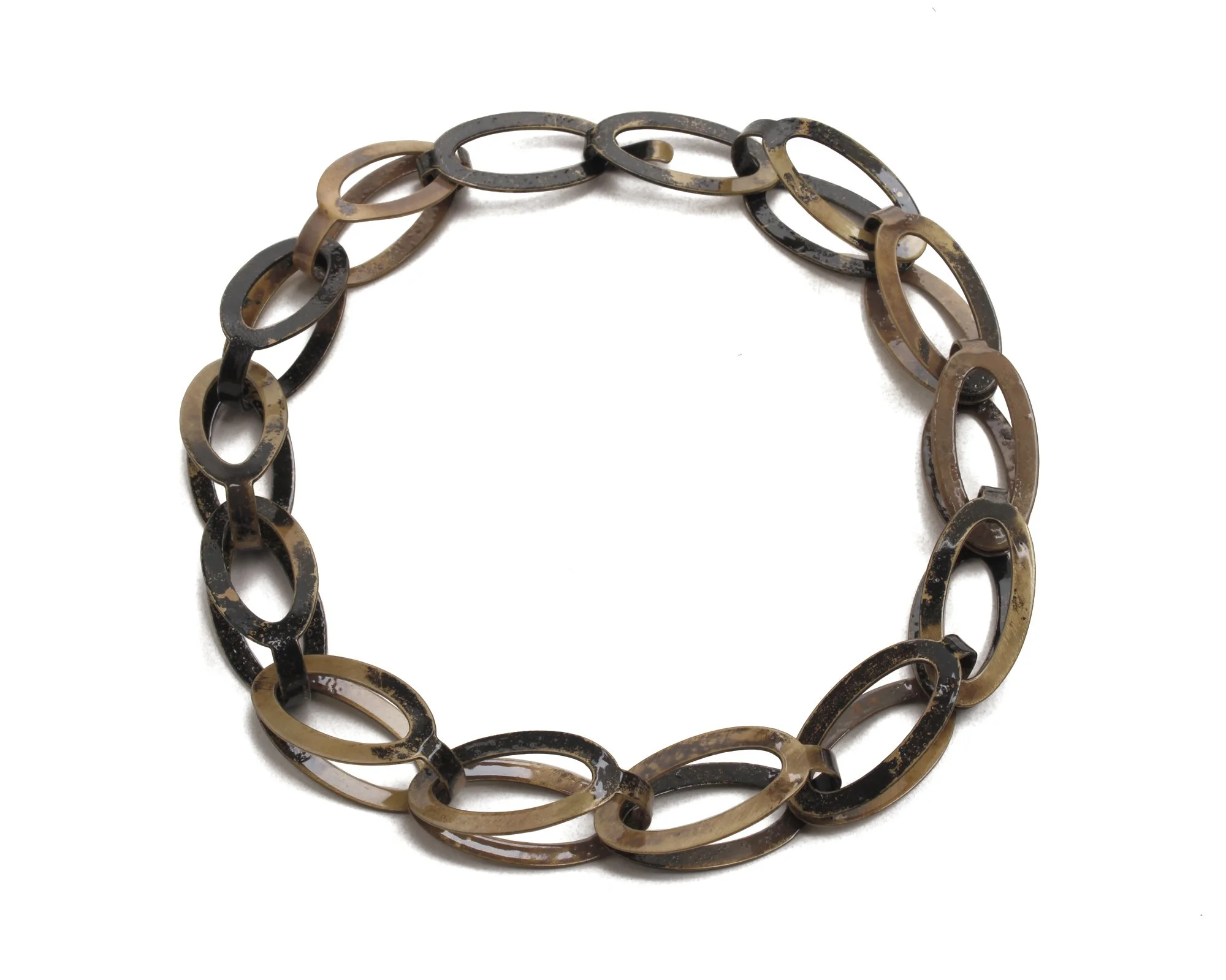 Nova_14pc_Oval_Chain_Brown-Black copy.jpg