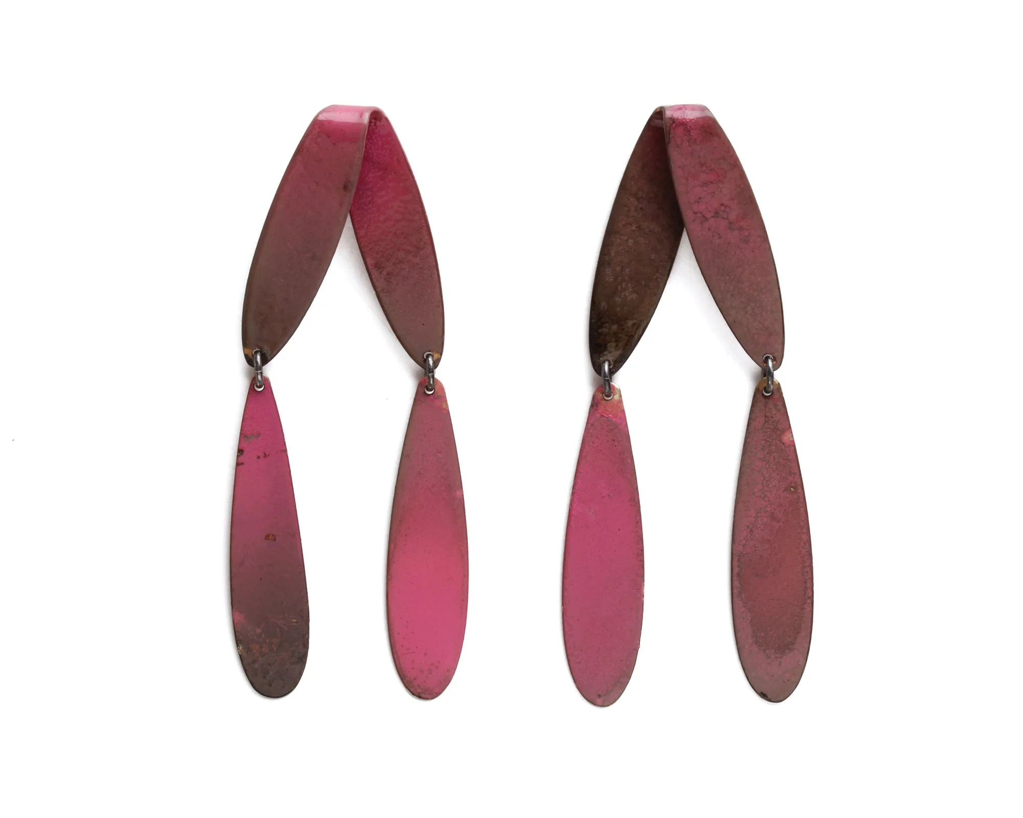 Slide_Folds_w_Drops_Nova_midnight-pink copy.jpg