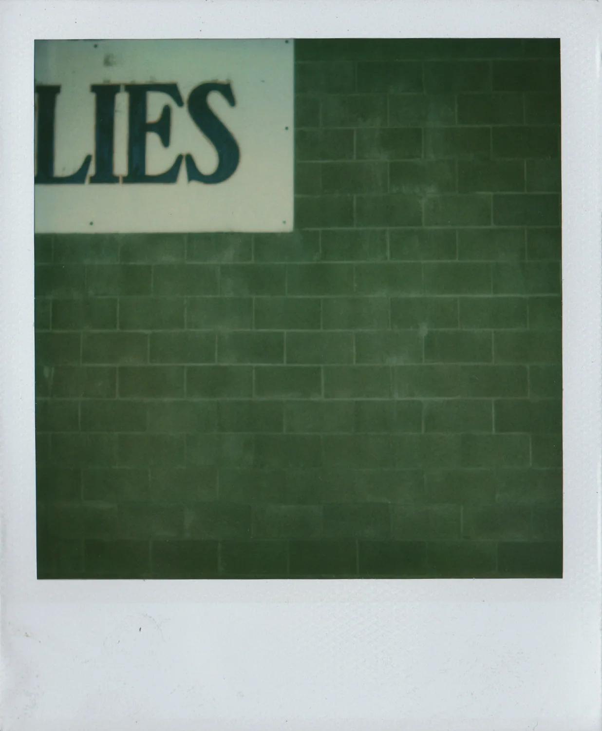 Fast lies