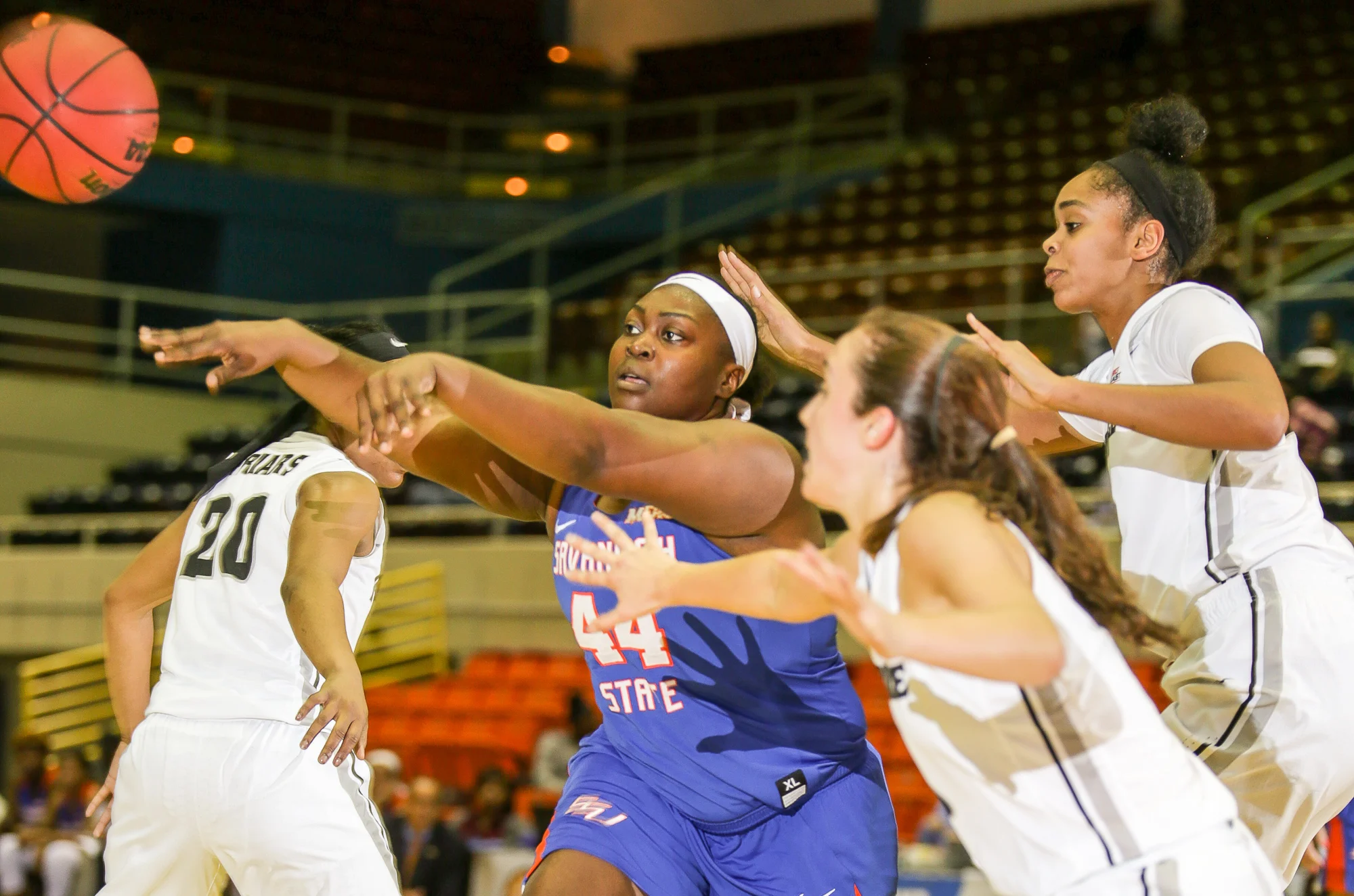 112117_004_SSU_v_prov_girls_hoops_RSC.jpg