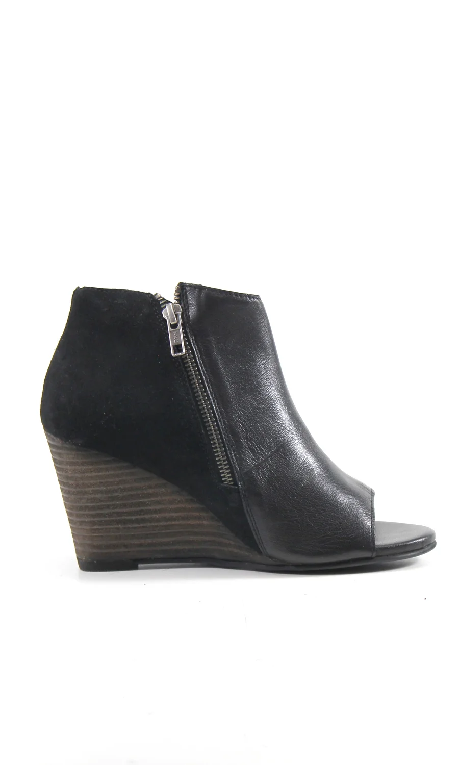 20177 IN SIDER BLACK SUEDE LEFT.jpg