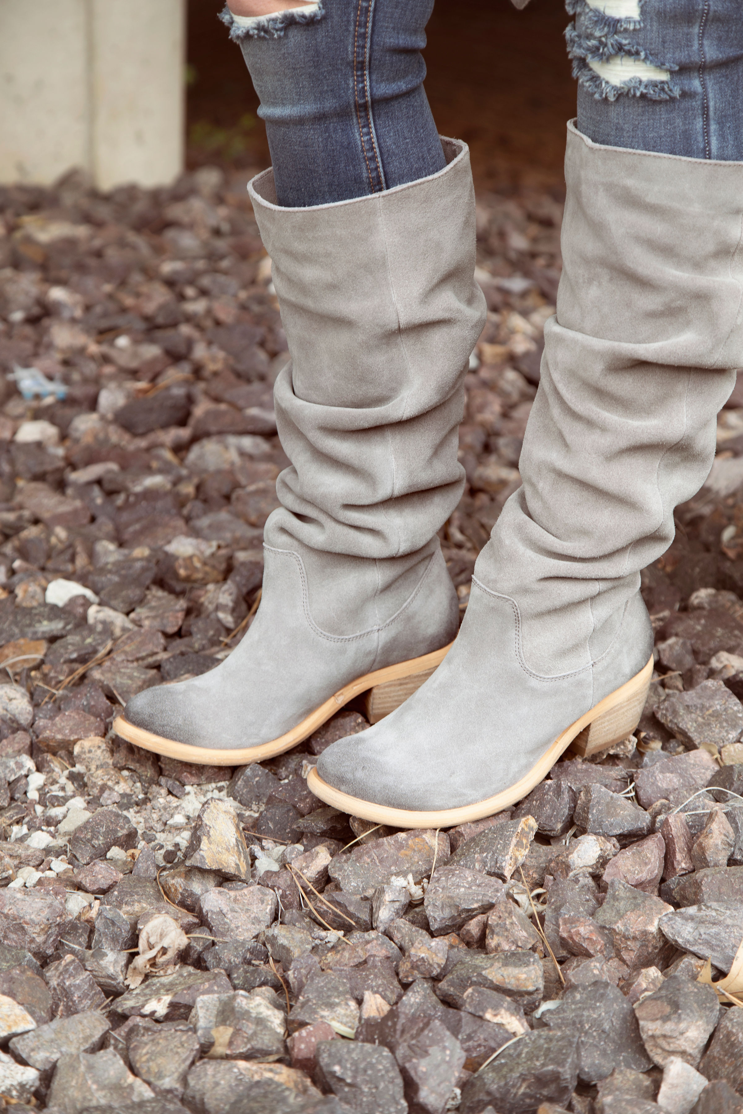 37greyboots.jpg
