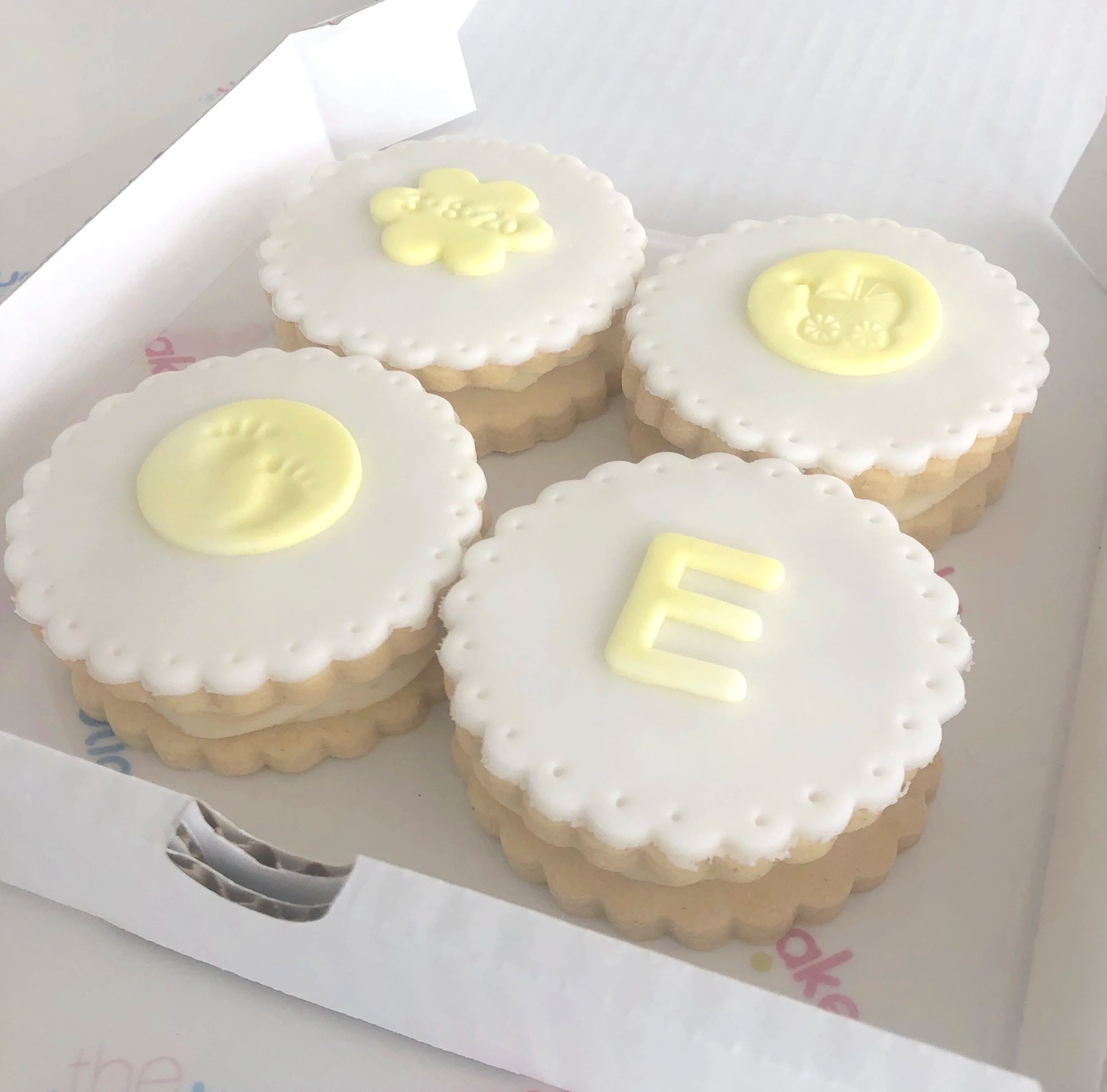 Personalised new baby biscuit cream gift box for special occasions – UK nationwide delivery
