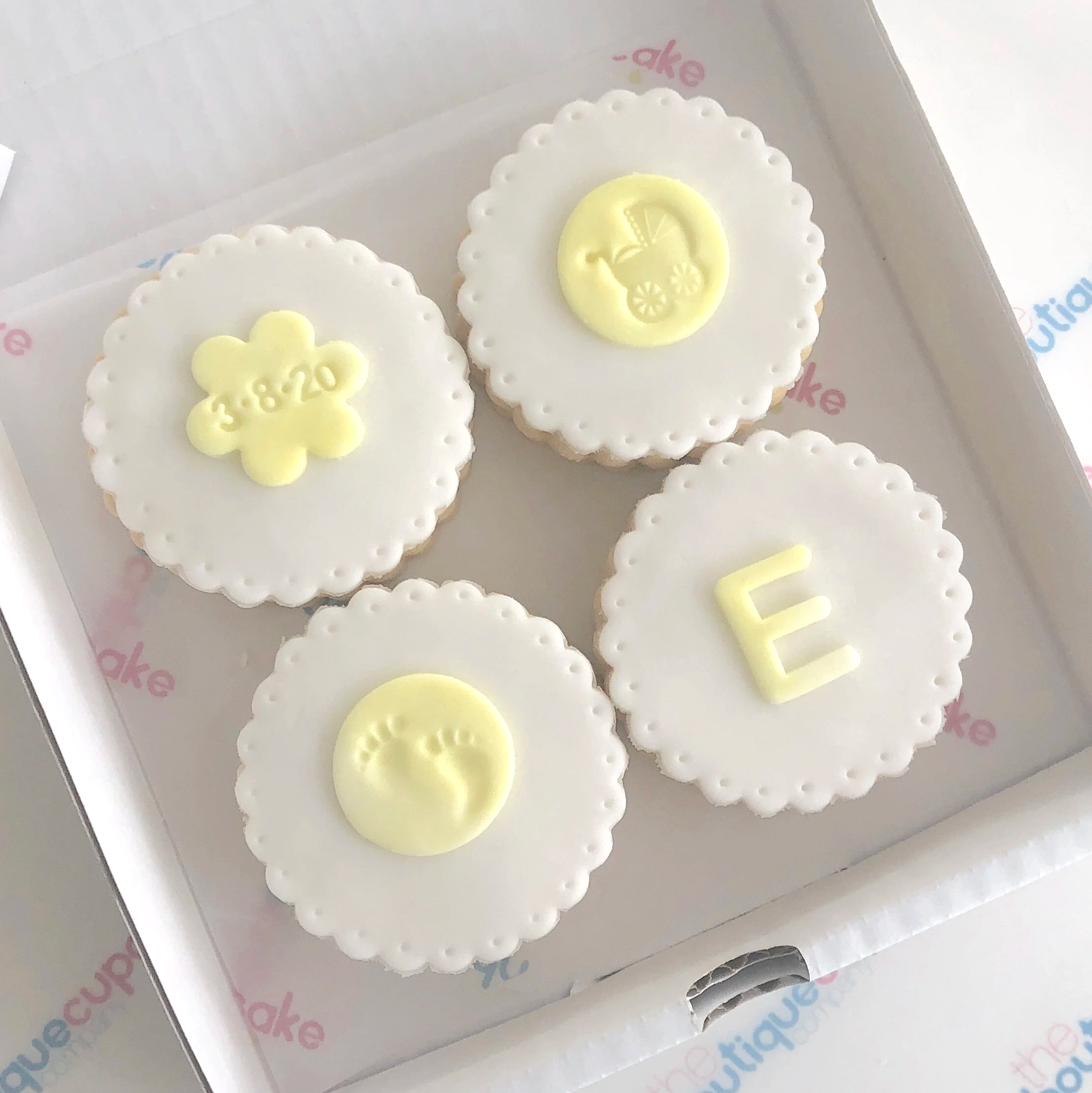 Personalised new baby biscuit cream gift box for special occasions – UK nationwide delivery