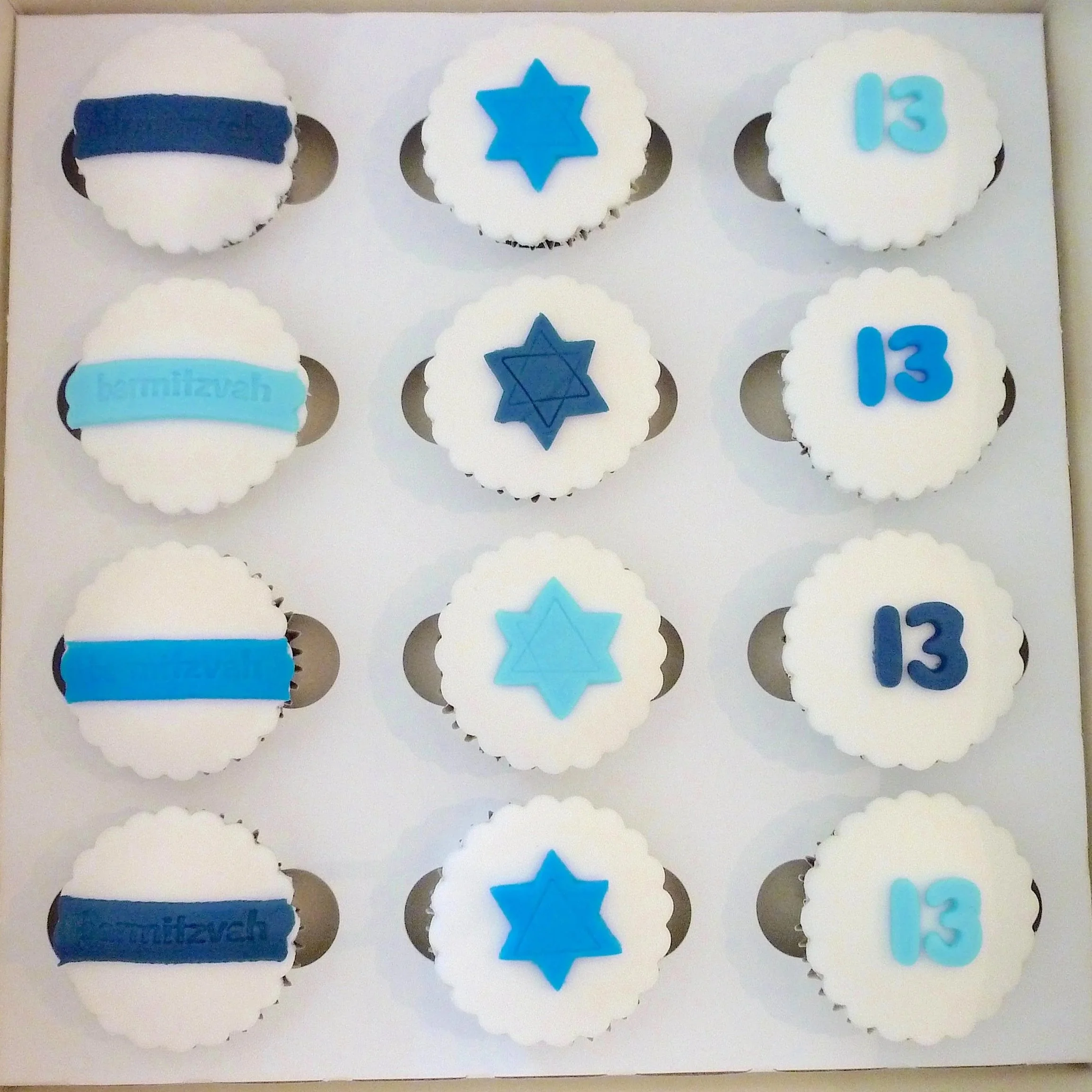 Barmitzvah Star Cupcake Gift Box