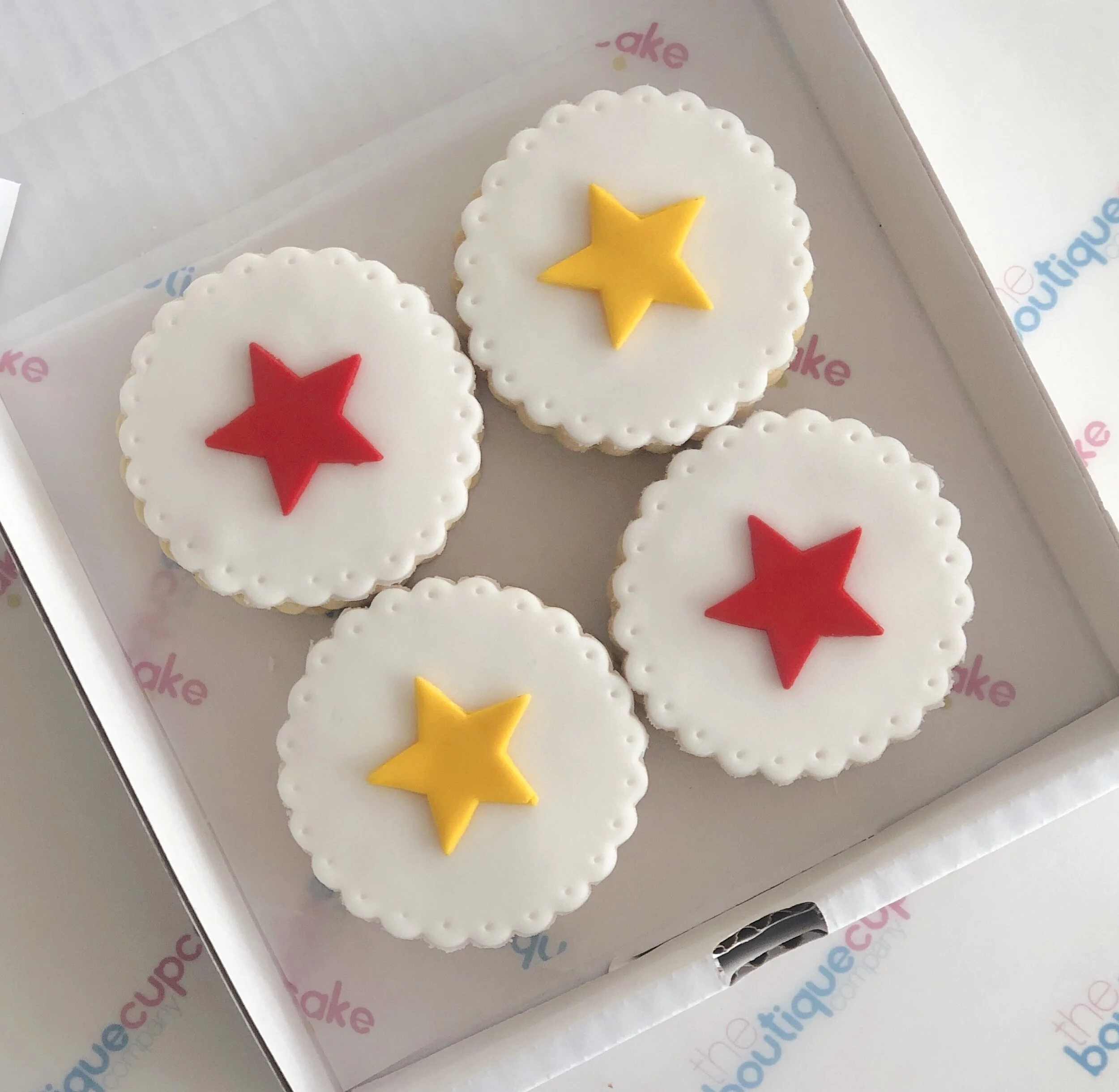 Personalised unique biscuit cream gift box for special occasions – UK nationwide delivery
