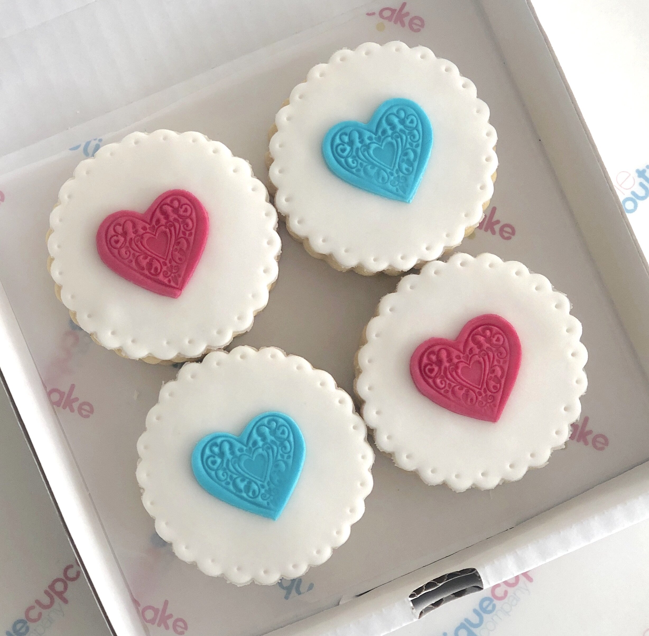 Personalised unique biscuit cream gift box for special occasions – UK nationwide delivery