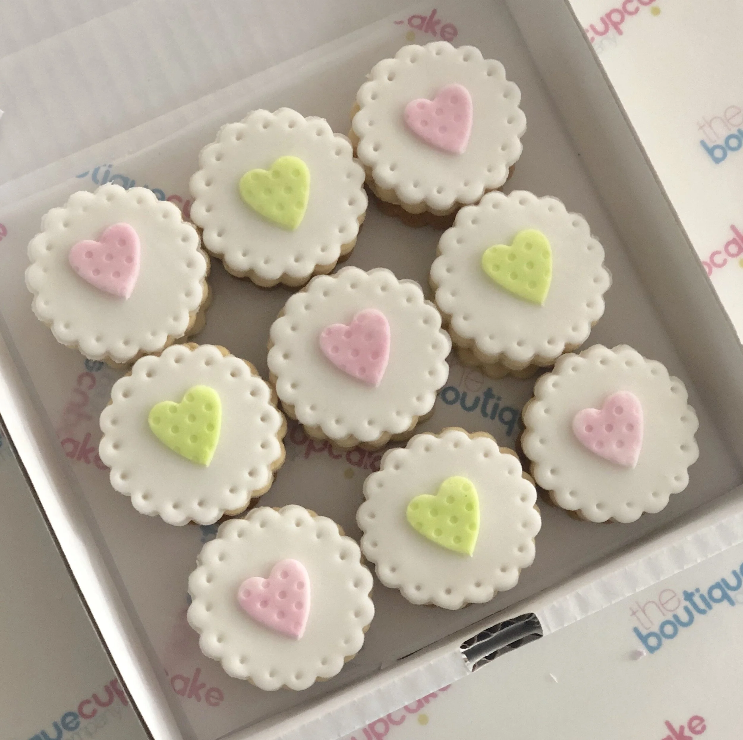 Personalised unique biscuit cream gift box for special occasions – UK nationwide delivery