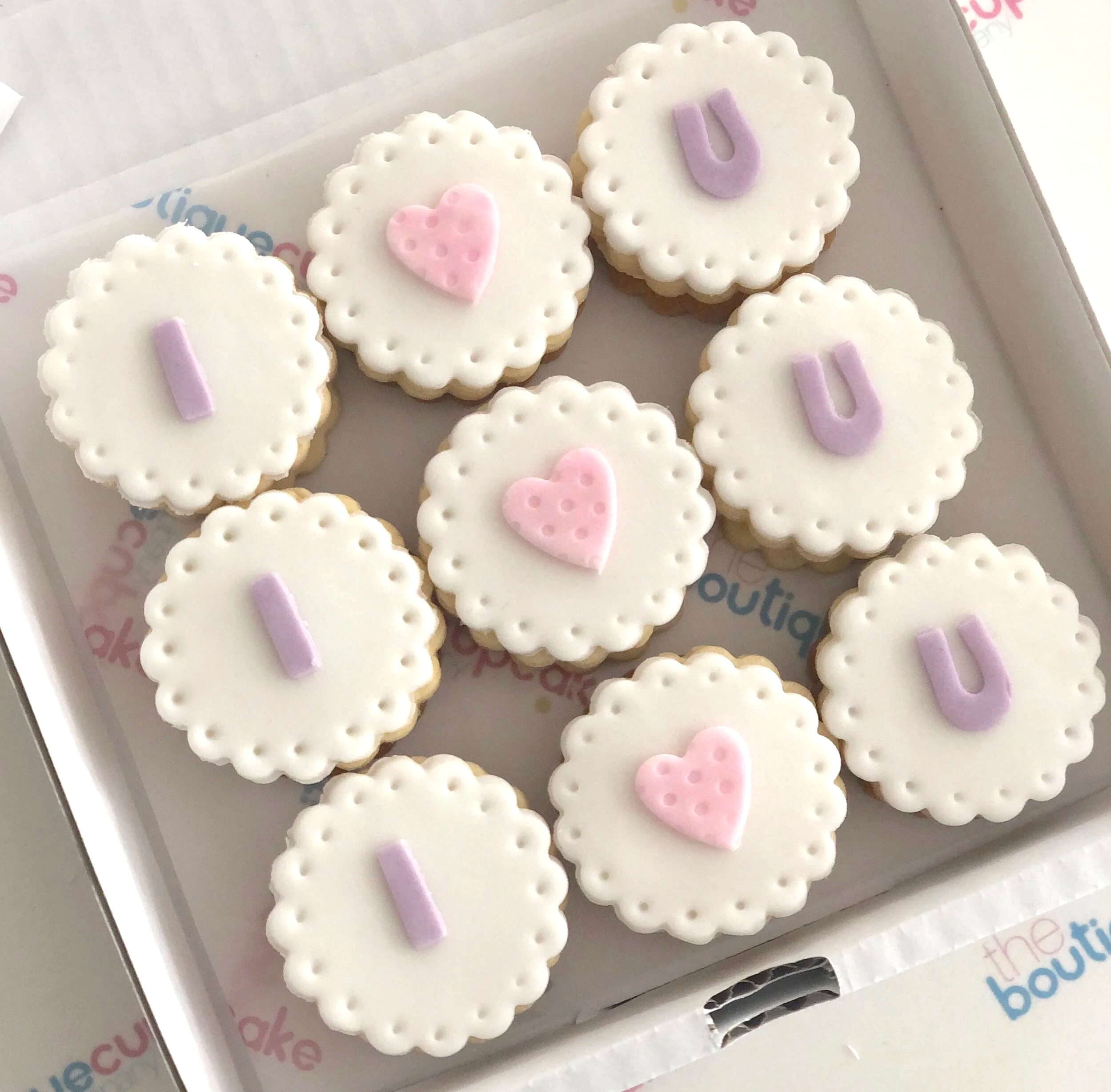Personalised unique biscuit cream gift box for special occasions – UK nationwide delivery