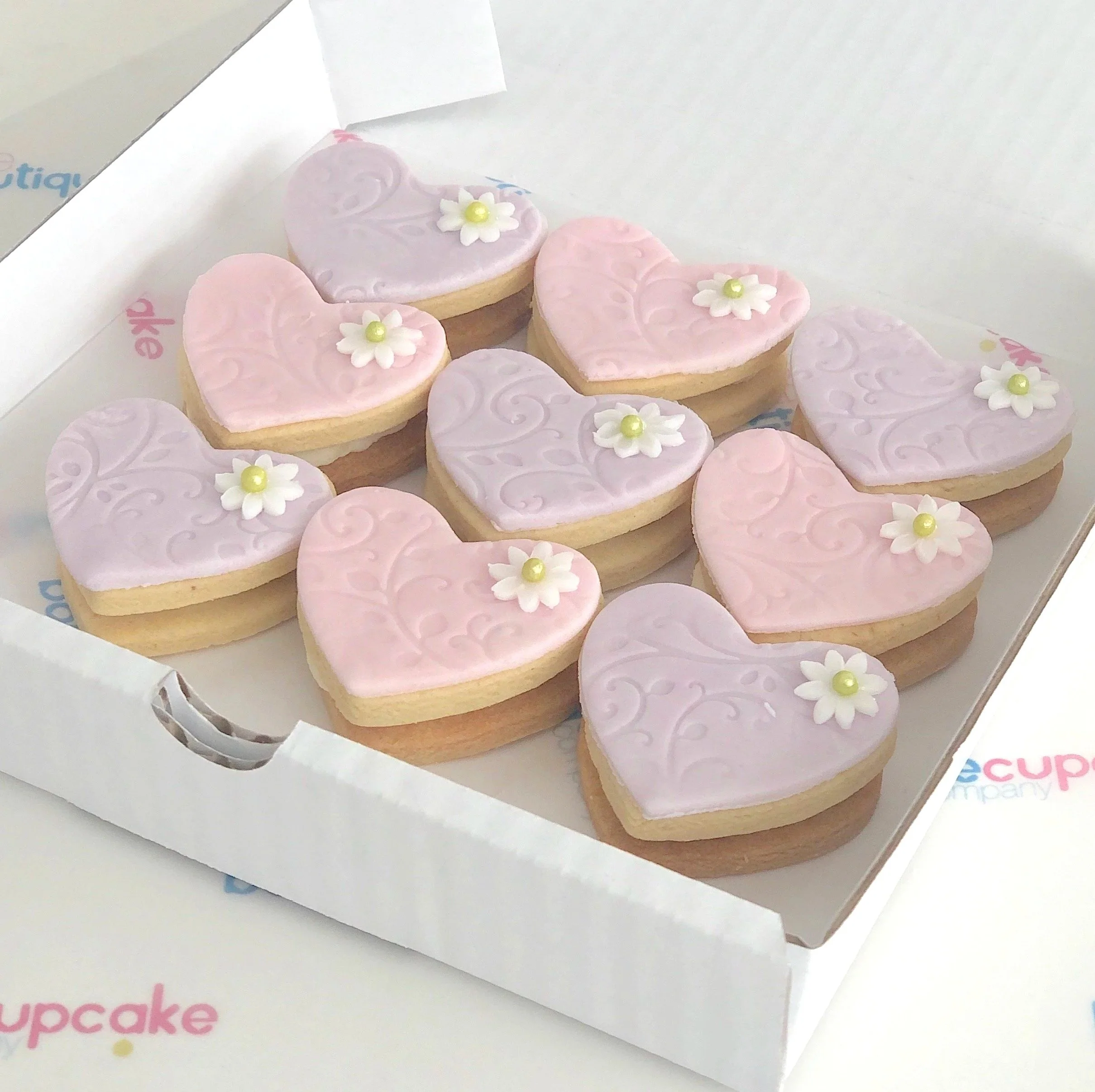 Personalised unique biscuit cream gift box for special occasions – UK nationwide delivery