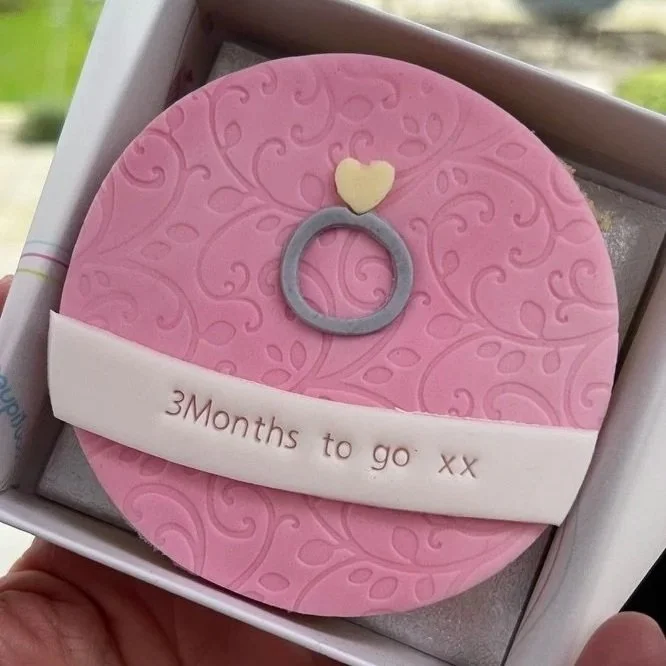 Personalised Letterbox Friendly Cake– UK nationwide delivery