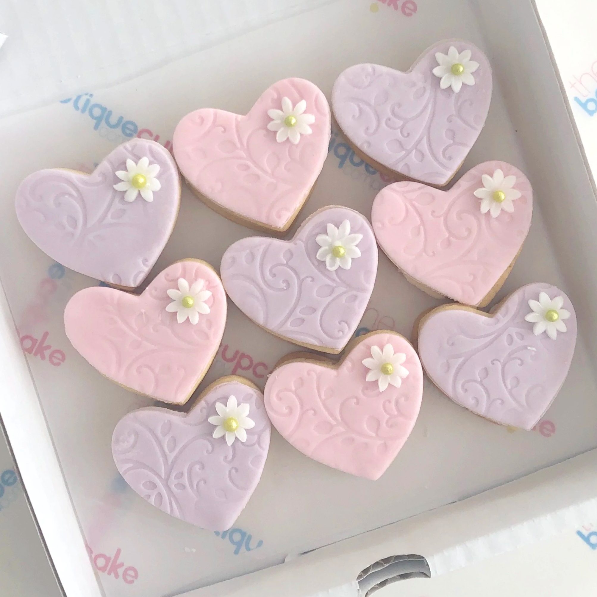 Personalised unique biscuit cream gift box for special occasions – UK nationwide delivery