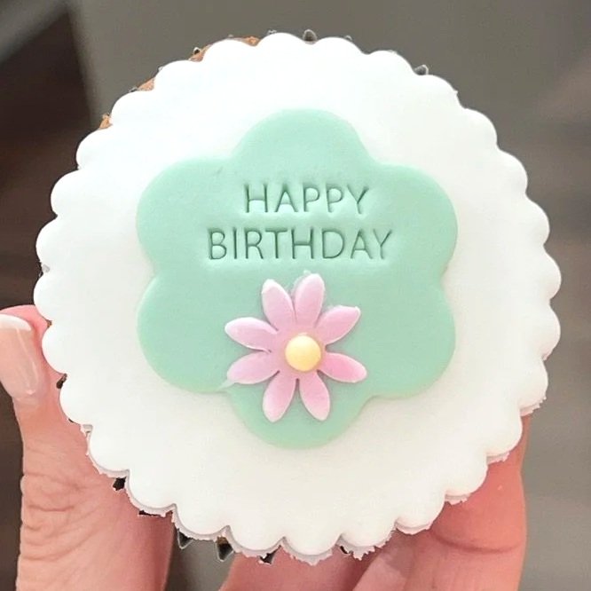 Personalised individual cupcake – UK nationwide delivery