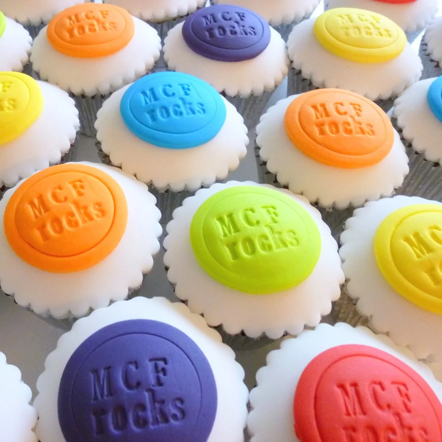 Personalised cupcakes – UK nationwide delivery