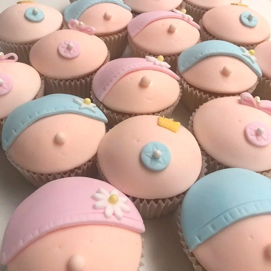 Bespoke new baby cupcake gift box for special occasions – UK nationwide delivery