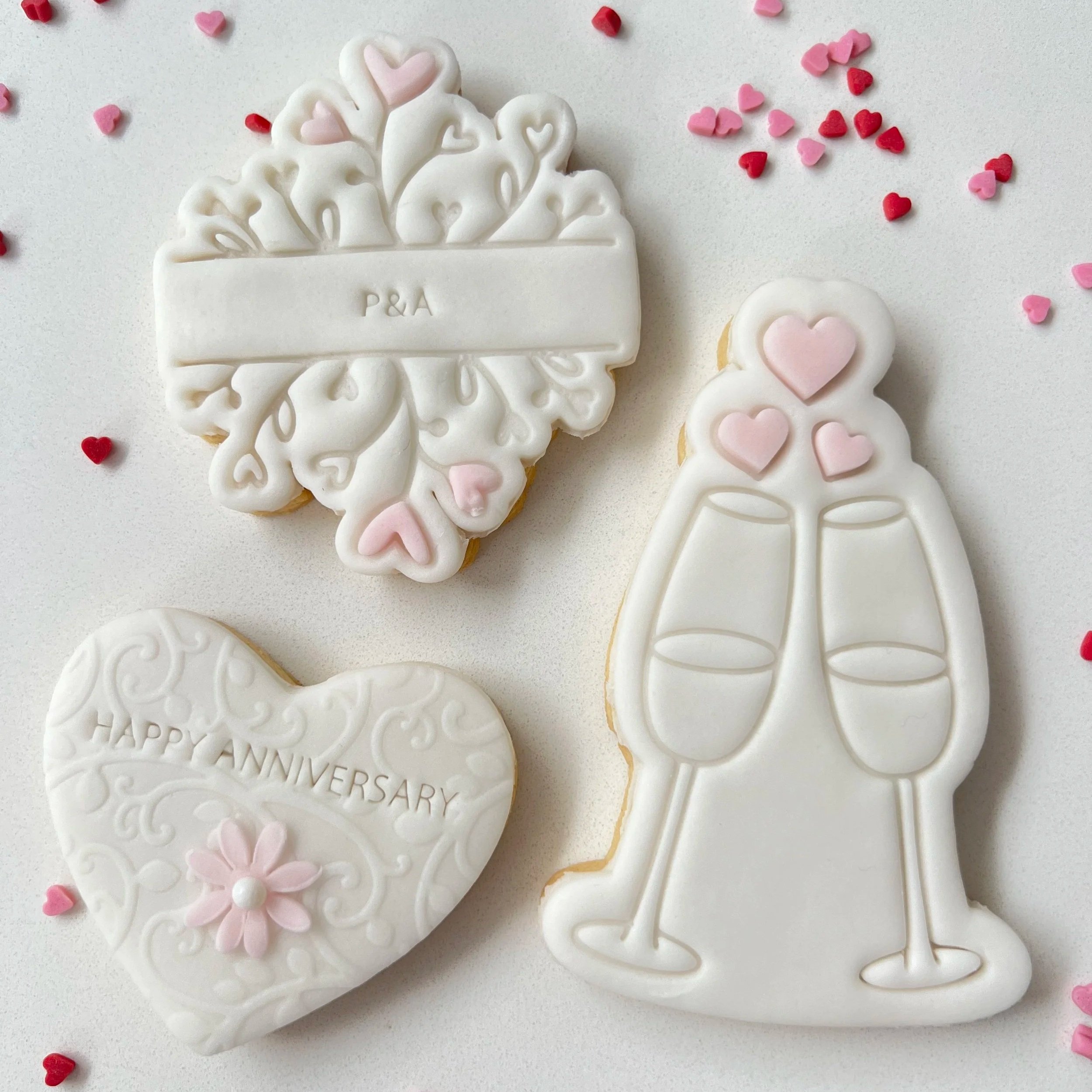 Personalised biscuit gift box for special occasions – UK nationwide delivery