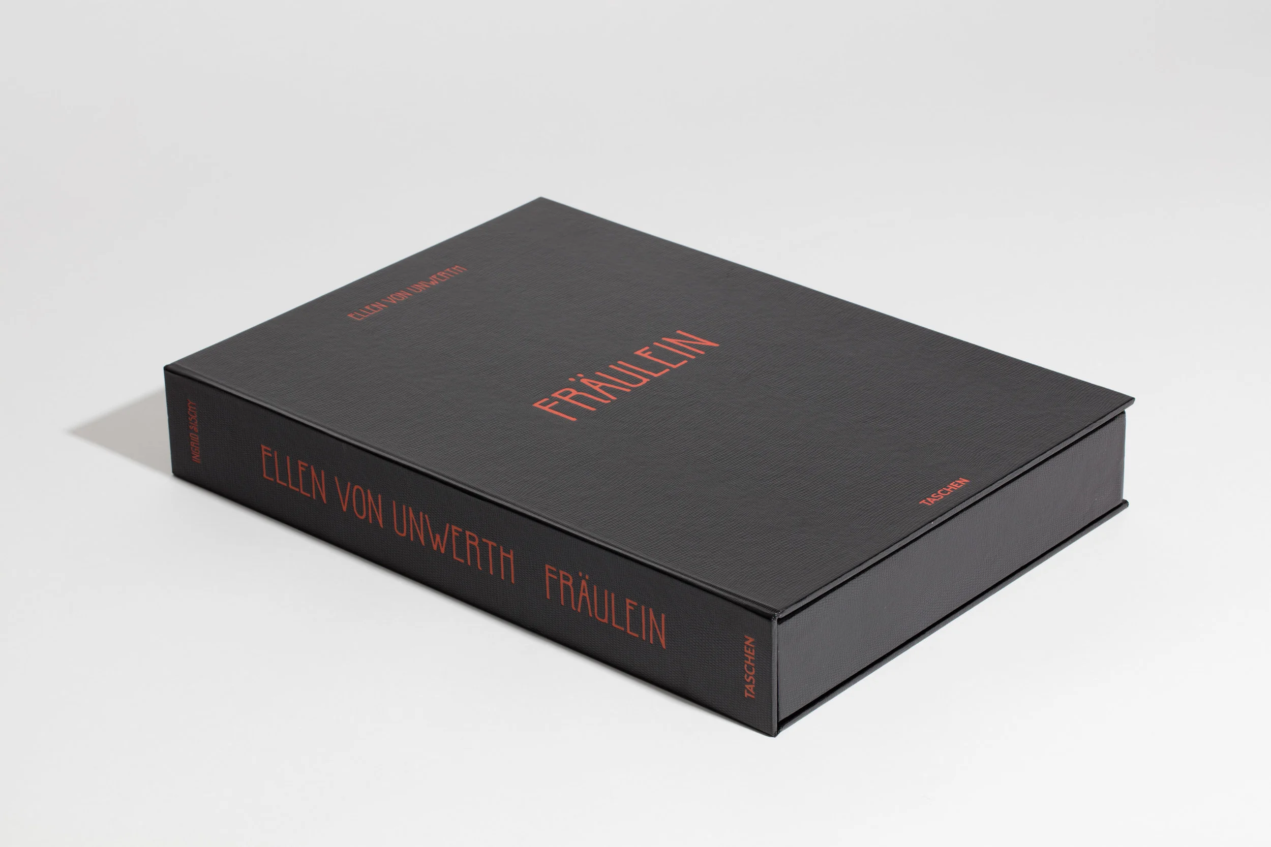 JINA_BOOK_001.jpg