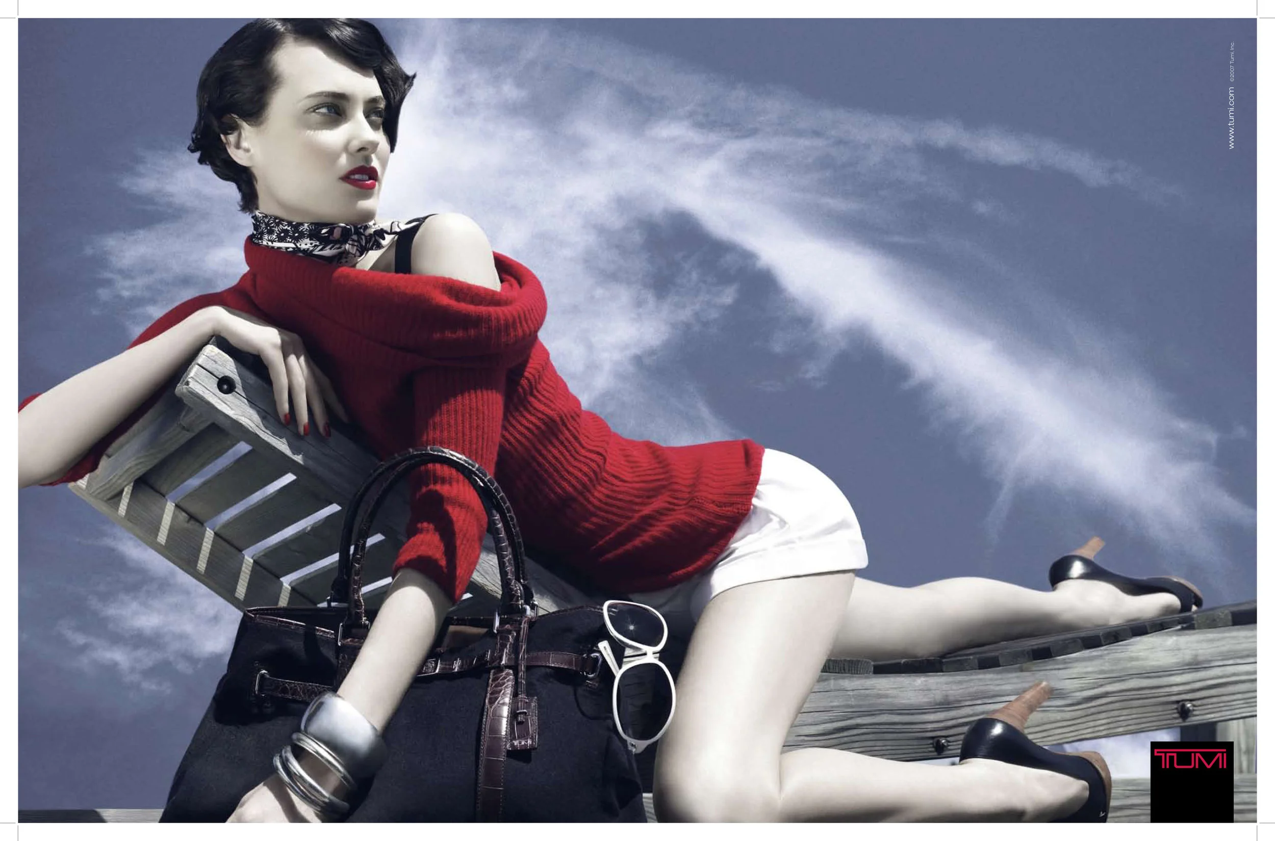 TUMI_07 SPREADS_lo-2.jpg