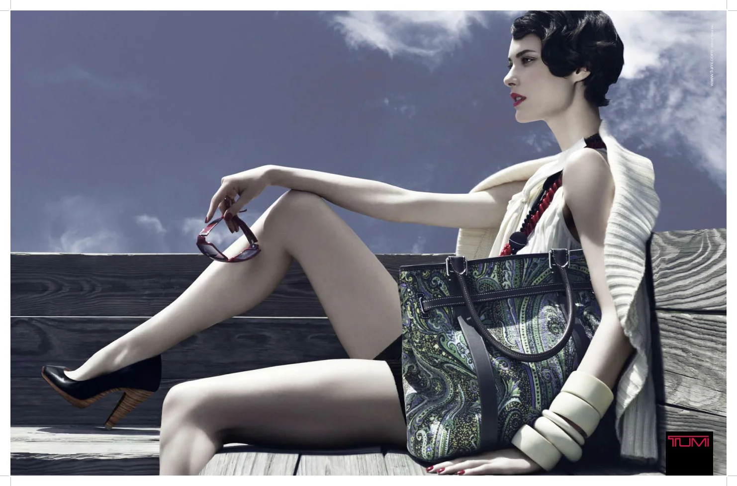 TUMI_07 SPREADS_lo-1.jpg