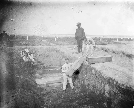 Hart Island.jpg