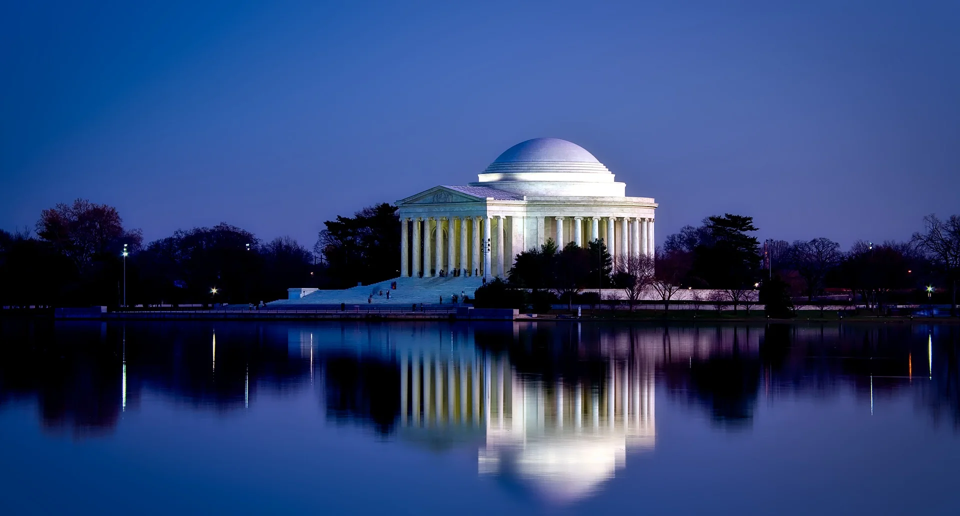 jefferson-memorial-1626580_1920.jpg