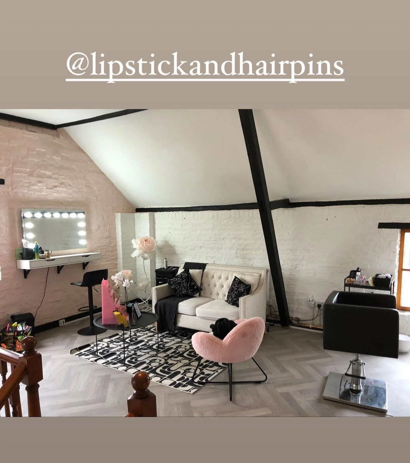 The studio now has whole new salon especially dedicated to your makeover! 
Hannah @lipstickandhairpins is now permanently resident and runs her salon from the front on the barn and it&rsquo;s looking amazing!!! #salon #makeover #barnstudio