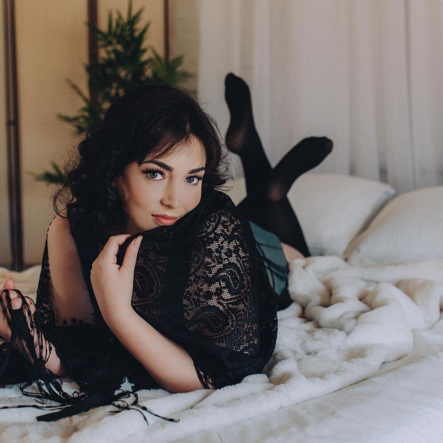 Hurrah it&rsquo;s Friday!  Some exciting news coming up soon as I&rsquo;m announcing a chance to take part in an amazing empowerment session with 4 spaces available.
Details will follow next week eeek!!!
#empowerment #strongwomen #limitingbeliefsbego