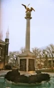 Sea Gull Monument.jpg