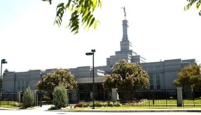 Fresno California Temple.jpg