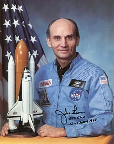 Jake Garn and Discovery.jpg