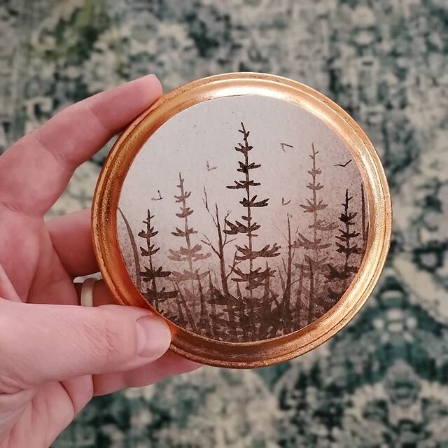 💗 Rose gold leaf, wood mounted, monochromatic forest love 💗
&bull;
&bull;
&bull;
&bull;
A series I've been working on for the past few months. More to come, including process videos! &bull;
&bull;
&bull;
🎨 Live Oak from @thesproutcreative is gorge