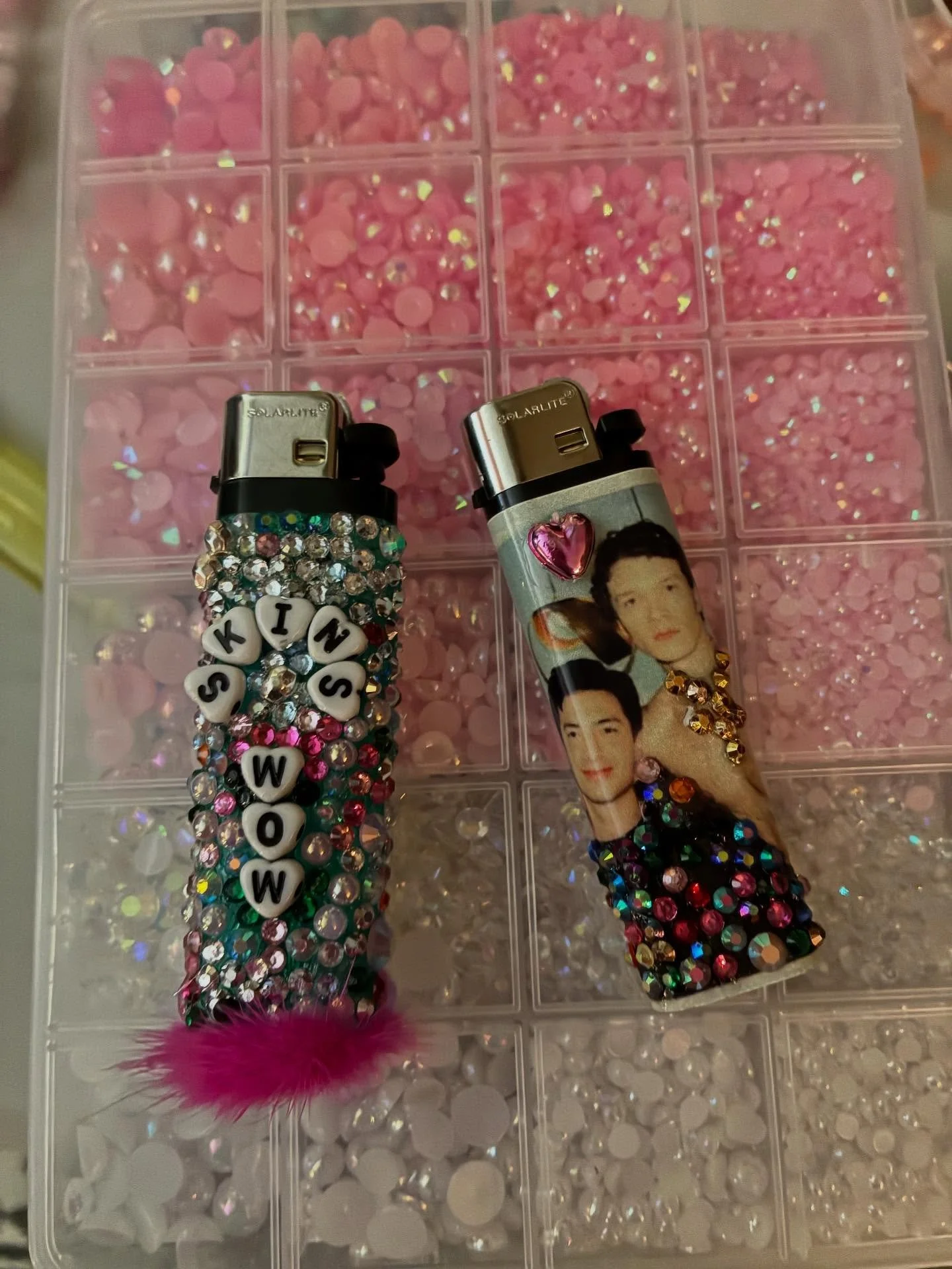 We had SUCH a fun time this Wednesday at @wunderlust_head_shop. Thanks to everyone who came out and got bedazzled with us 🤩 

Check back soon for more events ✨