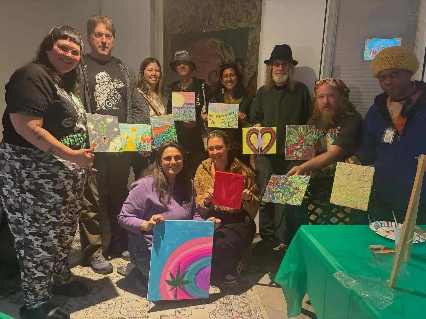 We had such a fun time at @wunderlust_head_shop! It was a great evening of vibing out and creating masterpieces. 

Stay tuned, more events to come soon 👀